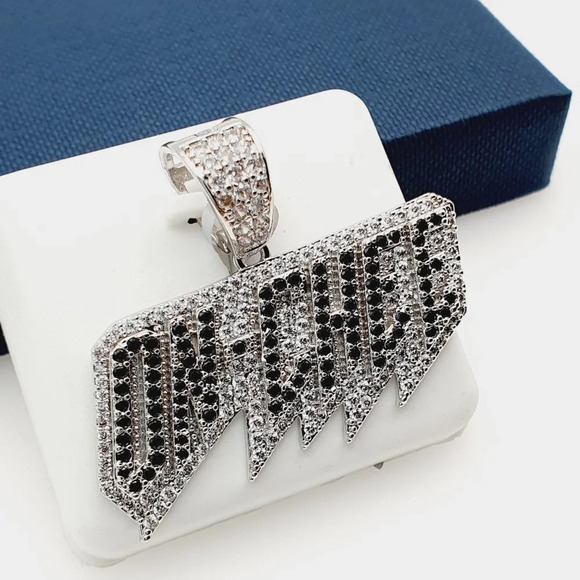 "925 Sterling Silver Plated CZ Pendant, INUS1BR296 - Picture 3 of 9